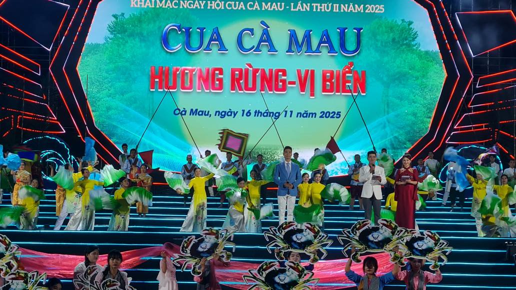 Chinh thuc khai mac Ngay hoi cua Ca Mau lan thu II nam 2025. Anh: Nhat Ho