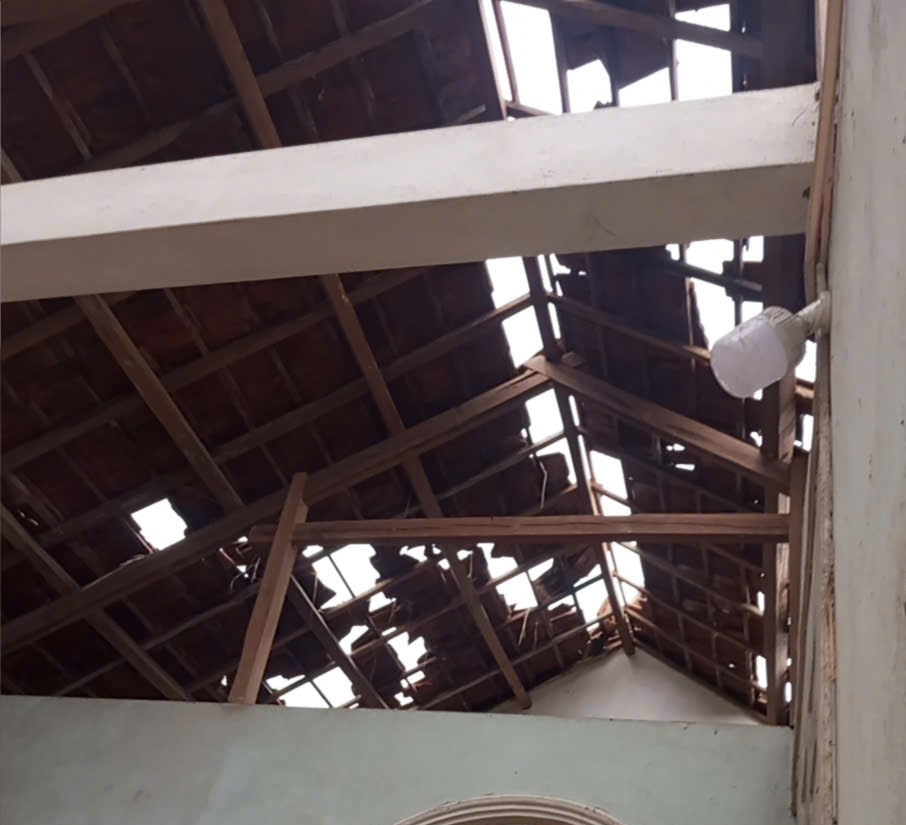 The tornado swept away dozens of houses in Nguyen Nghiem commune, Quang Ngai province. Photo: Nguyen Nghiem Commune People's Committee