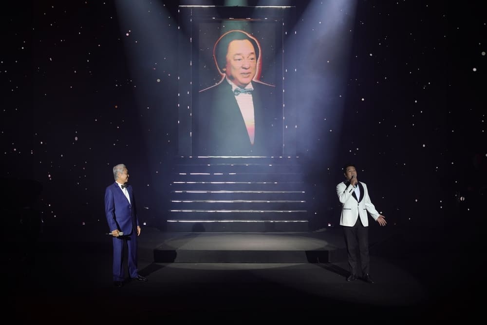 Man hoa ca NSND Trung Kien va NSND Quoc Hung