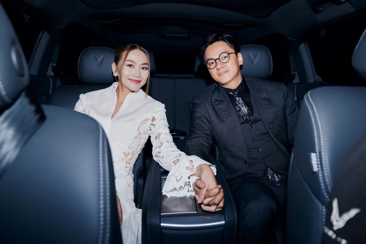 Supermodel Thanh Hang and her husband. Photo: Provided by the artist.