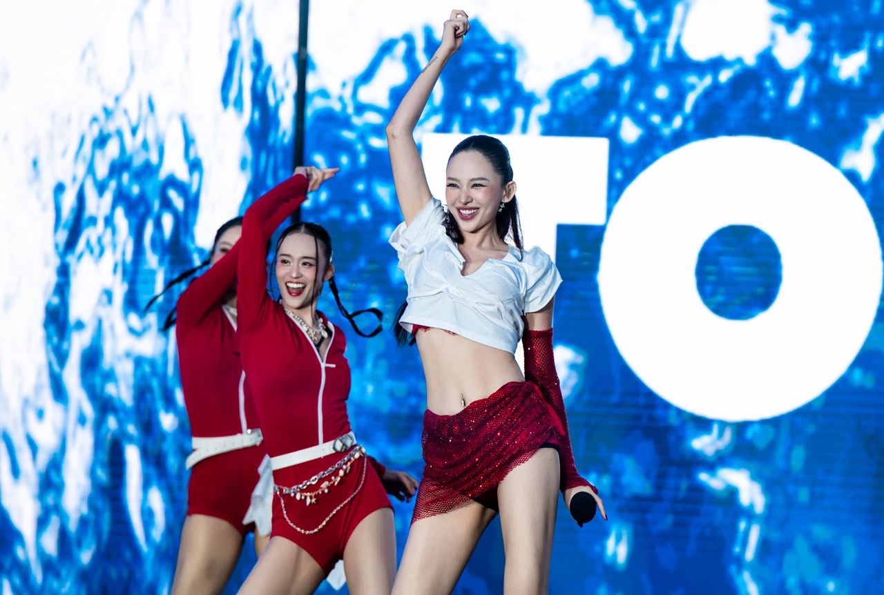 La chanteuse Toc Tien. Photo : Comite d'organisation.