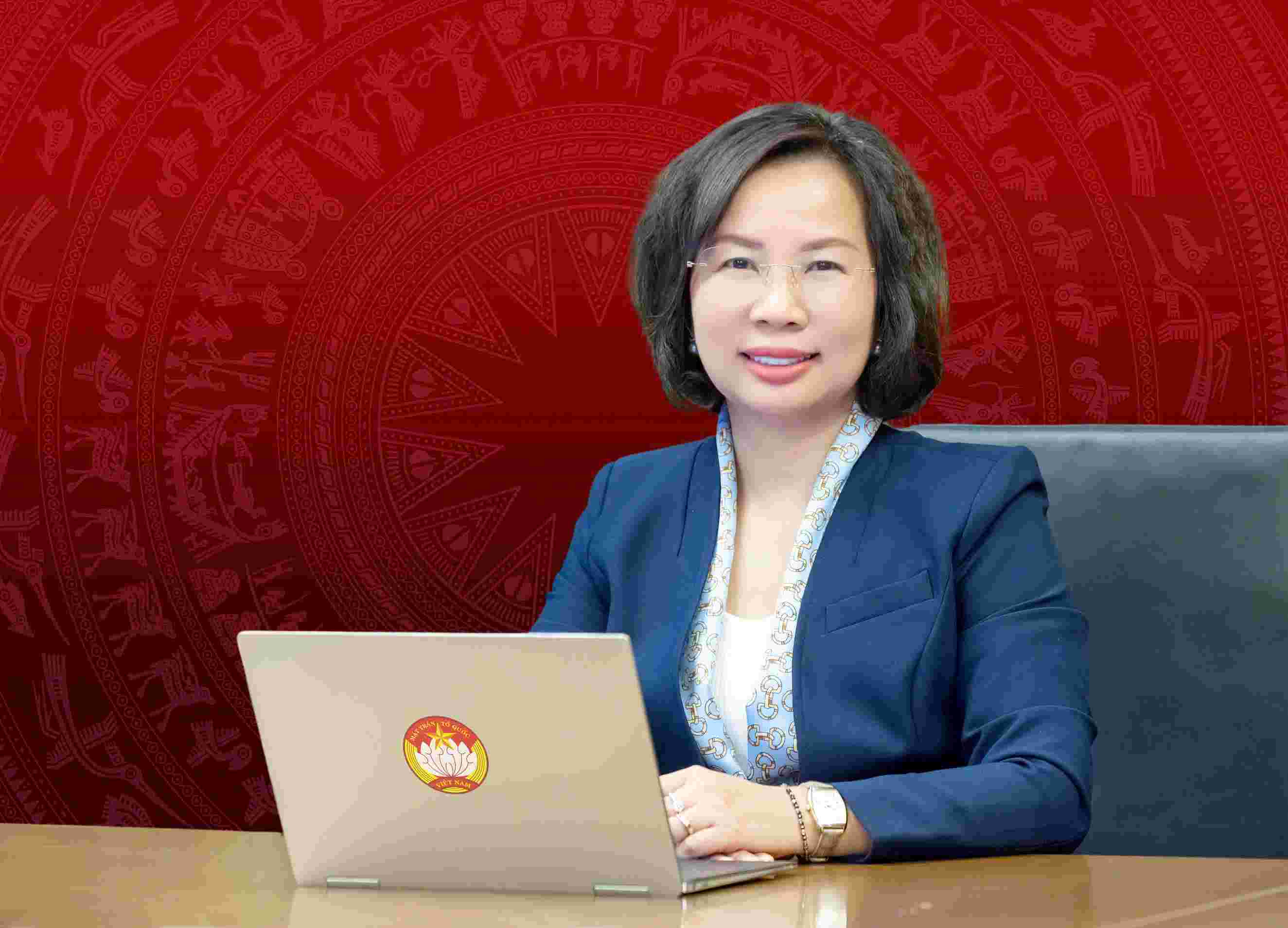 Sra. Bui Huyen Mai – Miembro del Comite Permanente del Comite del Partido de la Ciudad de Hanoi Presidente del Comite del Frente de la Patria de Vietnam Ciudad de Hanoi. Foto: Mai Huyen