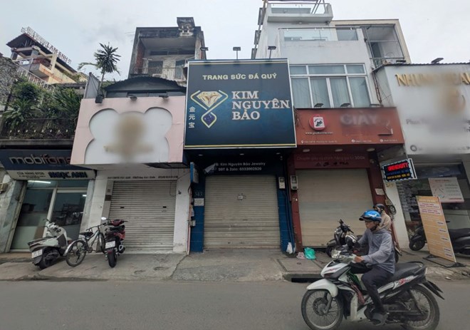 Thanh toan mua vang online, nhieu nguoi bat ngo khi diem giao dich “bien mat”. Ảnh: Nhom PV