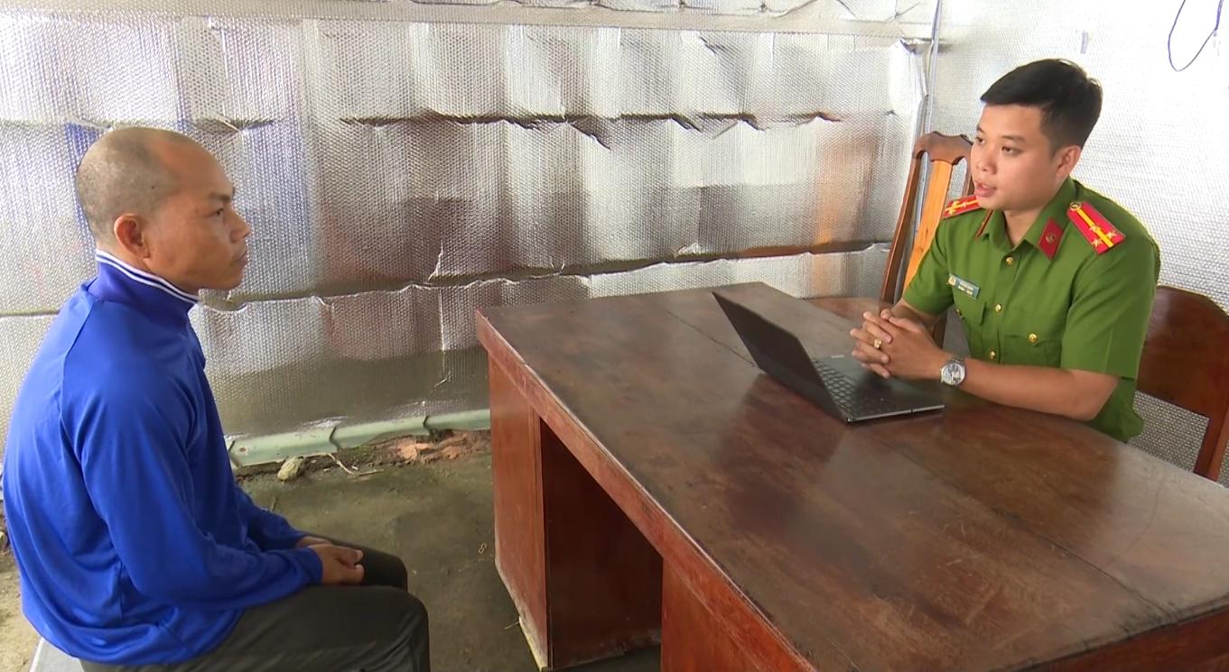 タム・アインは7歳の少女に性的暴行を加えた.