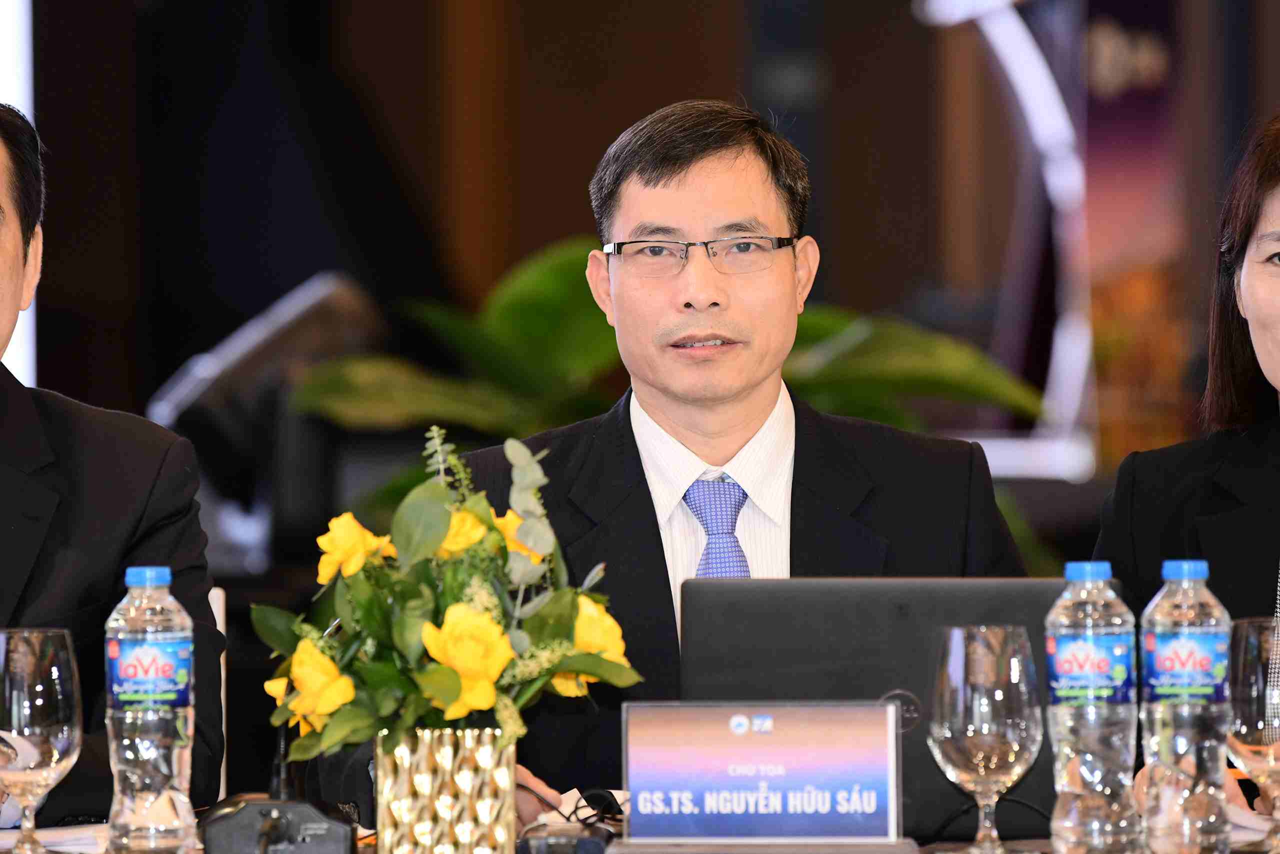 Prof. Dr. Nguyen Huu Sau - Deputy Director of the Central Dermatology Hospital. Photo: Provided by the hospital
