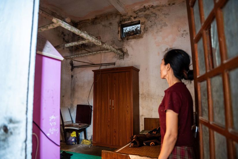 Nguyen Thi Duさんの家は長年浸水、浸水しています。写真:Huu Chanh