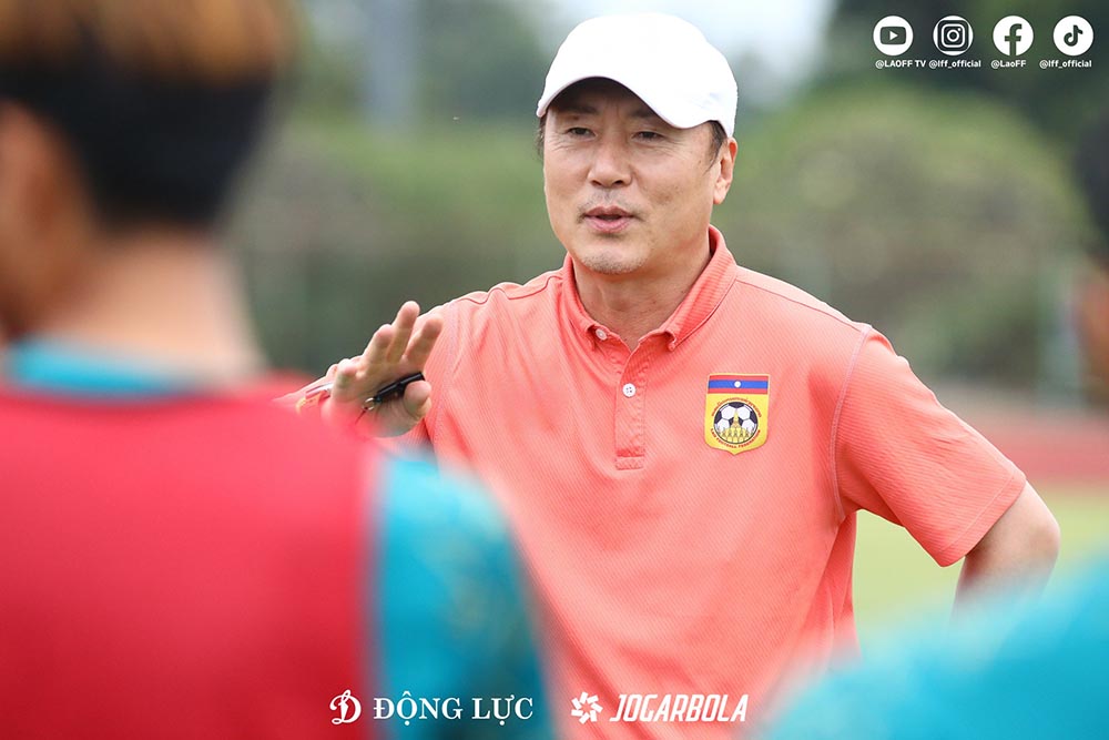 Doi tuyen Lao muon gianh chien thang truoc doi tuyen Viet Nam. Anh: VFF