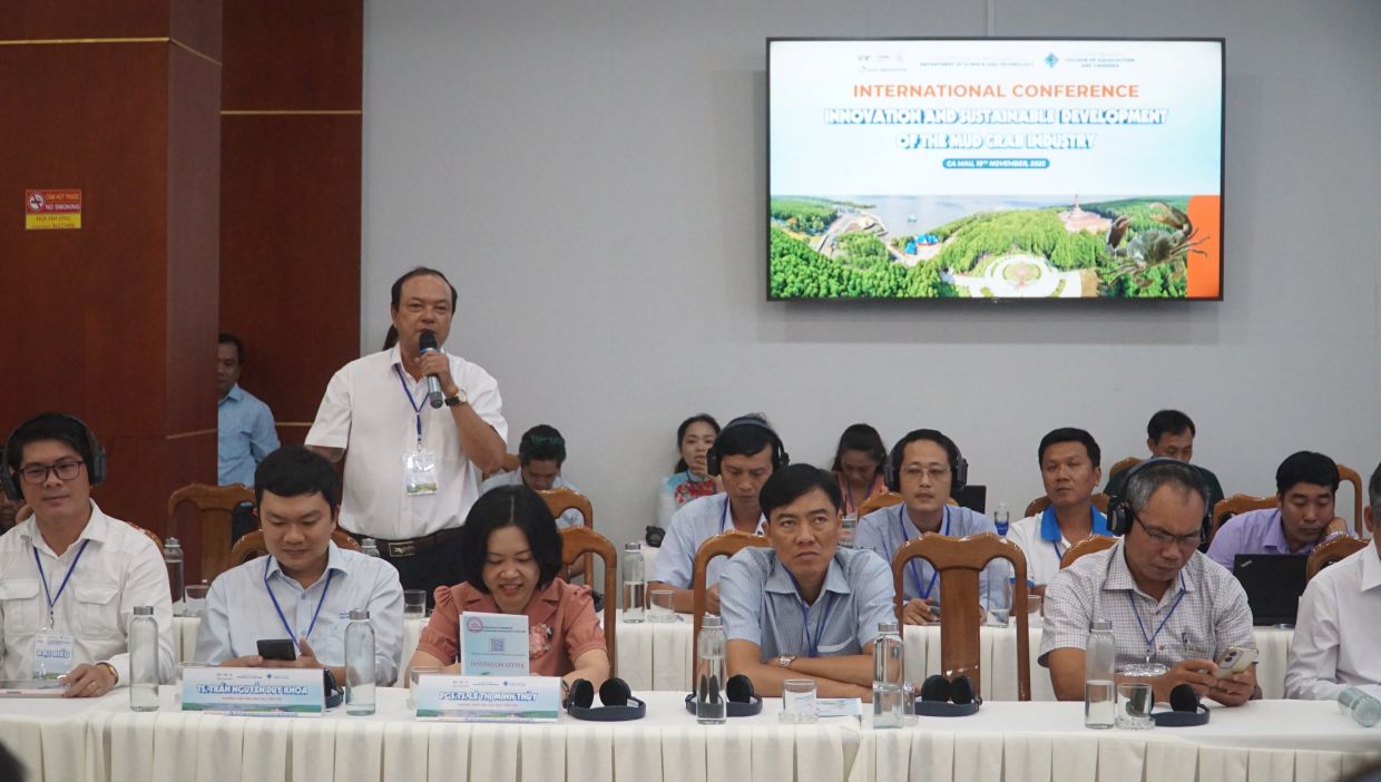 Nhieu cau hoi lien quan den dich benh, con giong, xuat khau cua Ca Mau duoc neu len tai hoi thao. Anh: Nhat Ho