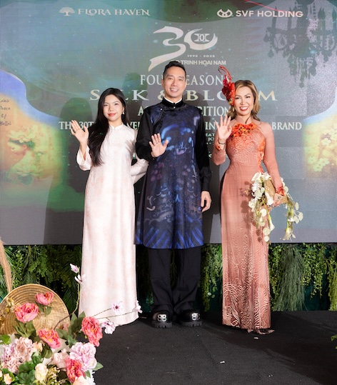 NTK Do Trinh Hoai Nam, dao dien Do Bao Ngoc va nghe nhan hoa lua Minnie Uyen Thai tai Trien lam Ao dai & Fashion Show “Tu Binh Hoa Lua”. Anh: Nhan vat cung cap.