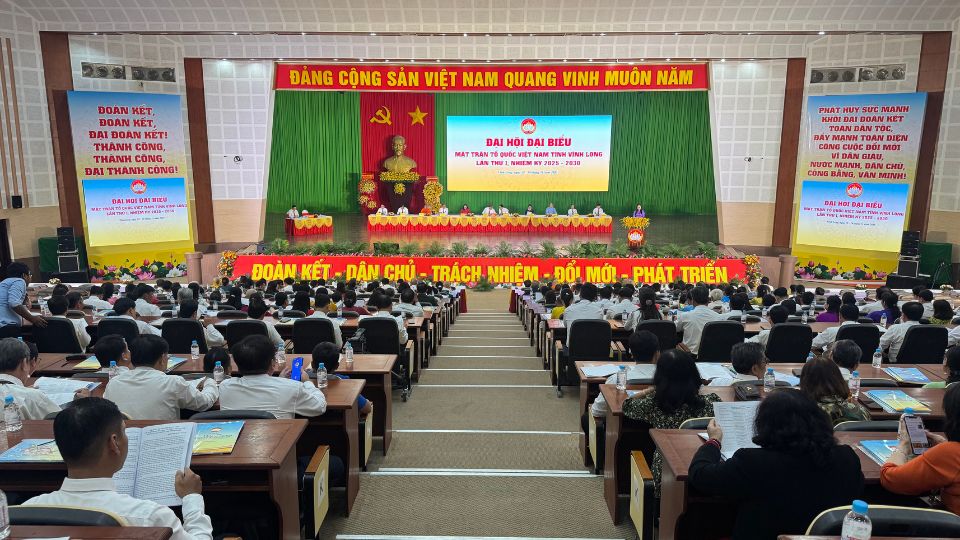 Vista general de la sesion preparatoria del I Congreso del MTTQ de la provincia de Vinh Long. Foto: Hoang Loc