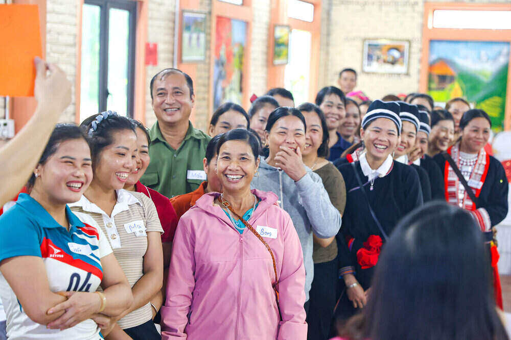 Nam gioi tap huan binh dang gioi. Ảnh: Lan Linh