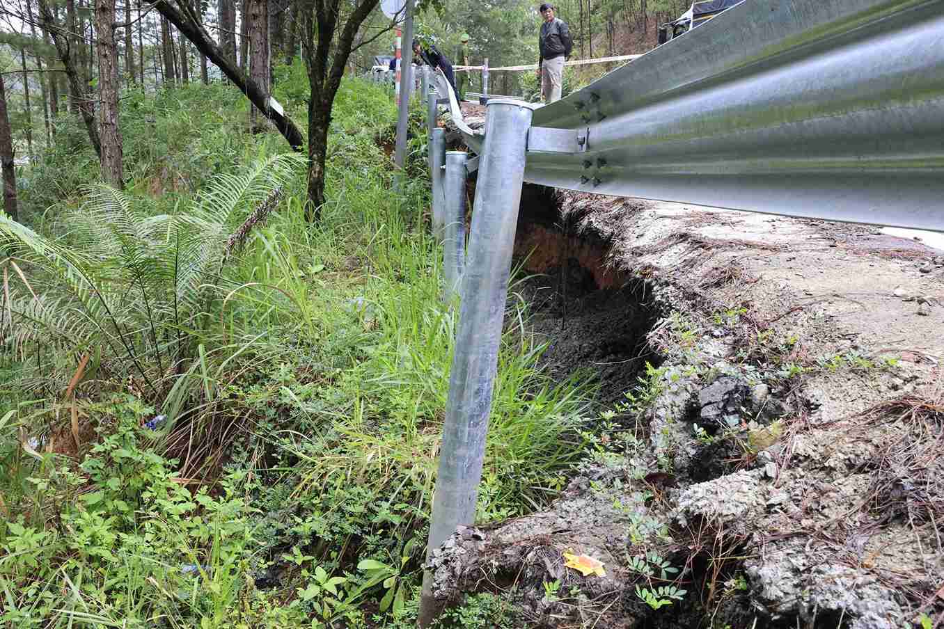 Diem sat lo taluy am tren deo Mimosa di Da Lat. Anh: Phuc Khanh