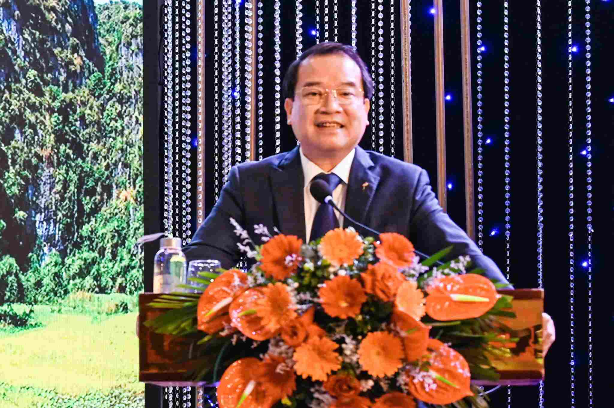 Ong Ha Van Sieu - Pho Cuc truong Cuc du lich quoc gia Viet Nam phat bieu tai hoi nghi. Anh: Nguyen Truong