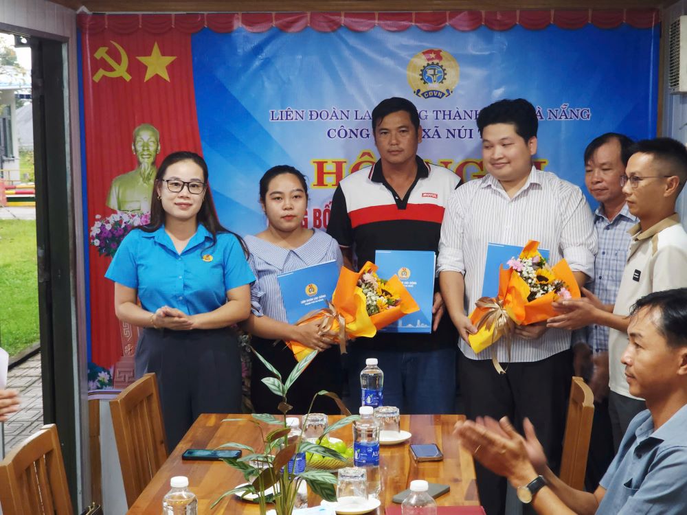 Cong doan xa Nui Thanh, Da Nang thanh lap Cong doan co so Cong ty My Binh Tam Hiep. Anh: Tran Thi