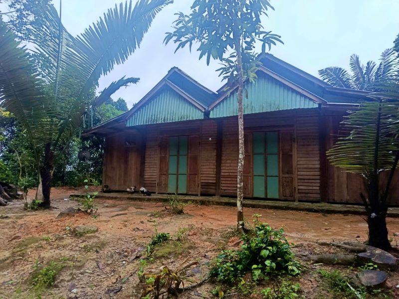 Nghe tieng no lon, xa Hung Son, Da Nang so tan hon 40 nguoi dan de tranh sat lo. Anh: Parai