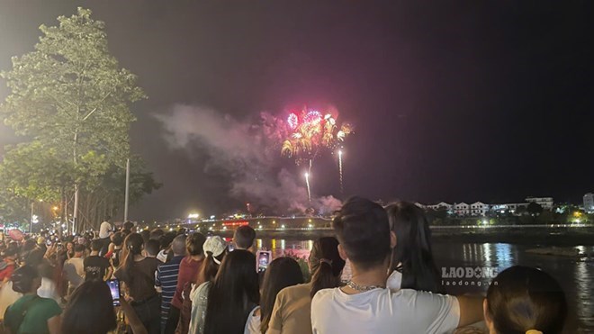 Lao Cai se dung ban phao hoa tai Le khai mac Festival song Hong 2025. Anh: Dinh Dai 