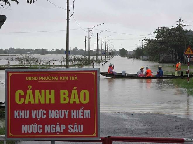 Một người tử vong do mưa lũ ở Huế, hơn 700 nhà dân còn ngập