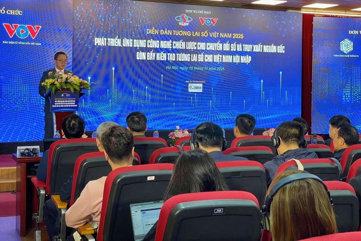 Ong Pham Manh Hung - Pho Tong Giam doc Dai Tieng noi Viet Nam phat bieu khai mac Dien dan Tuong lai so Viet Nam 2025. Anh: Thanh Binh