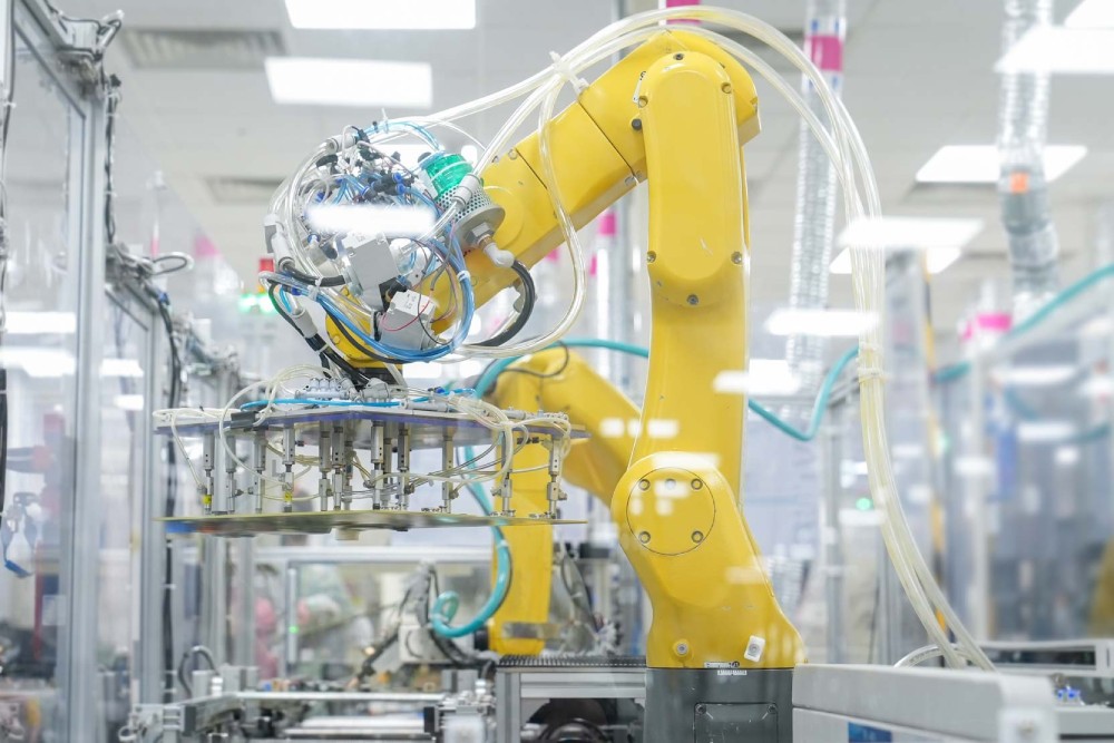 베트남은 전략 기술 FDI의 선두 목적지가 되기 위한 전환점에 서 있습니다. 사진: Thu Trang