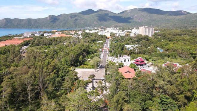 Con Dao has great potential and is taking the lead in implementing carbon credits. Photo: Khanh Lam