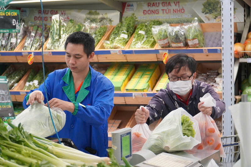 Ho Chi Minh City promotes stimulus and stabilizes the market. Photo: Ha May