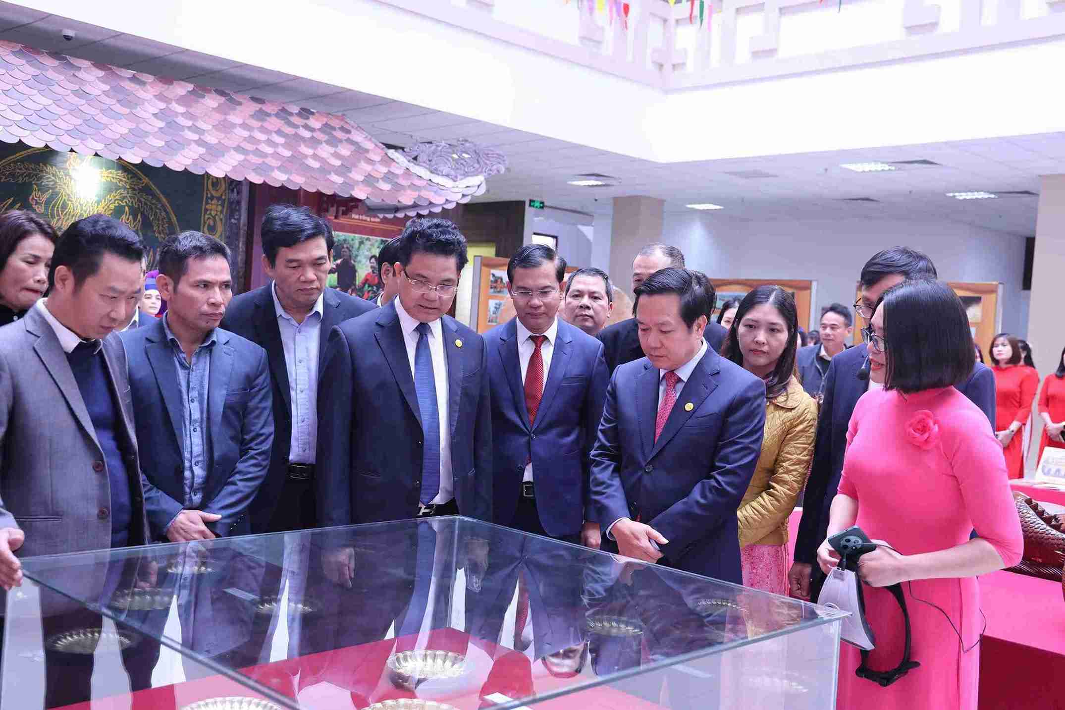 Dai bieu tham du le khai mac Tuan Van hoa, The thao va Du lich Hung Yen nam 2025. Anh: Mai Huong