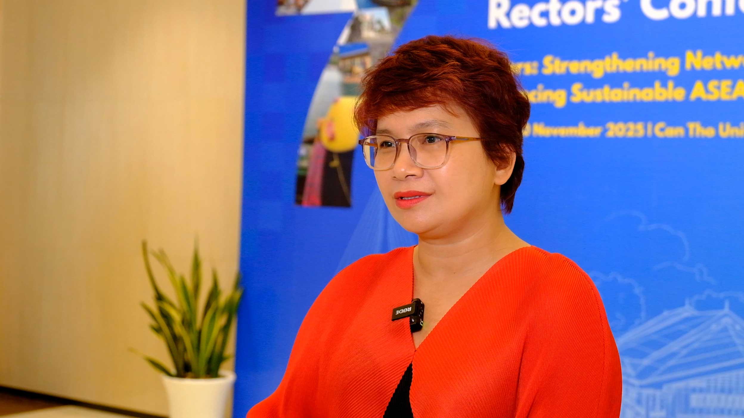 PGS. TS. Nguyen Thu Thuy - Cuc truong Cuc Hop tac Quoc te, Bo GDDT – danh gia, Hoi nghi Hieu truong ASEAN +3 lan thu 7 la mot dien dan quan trong. Anh: My Ly