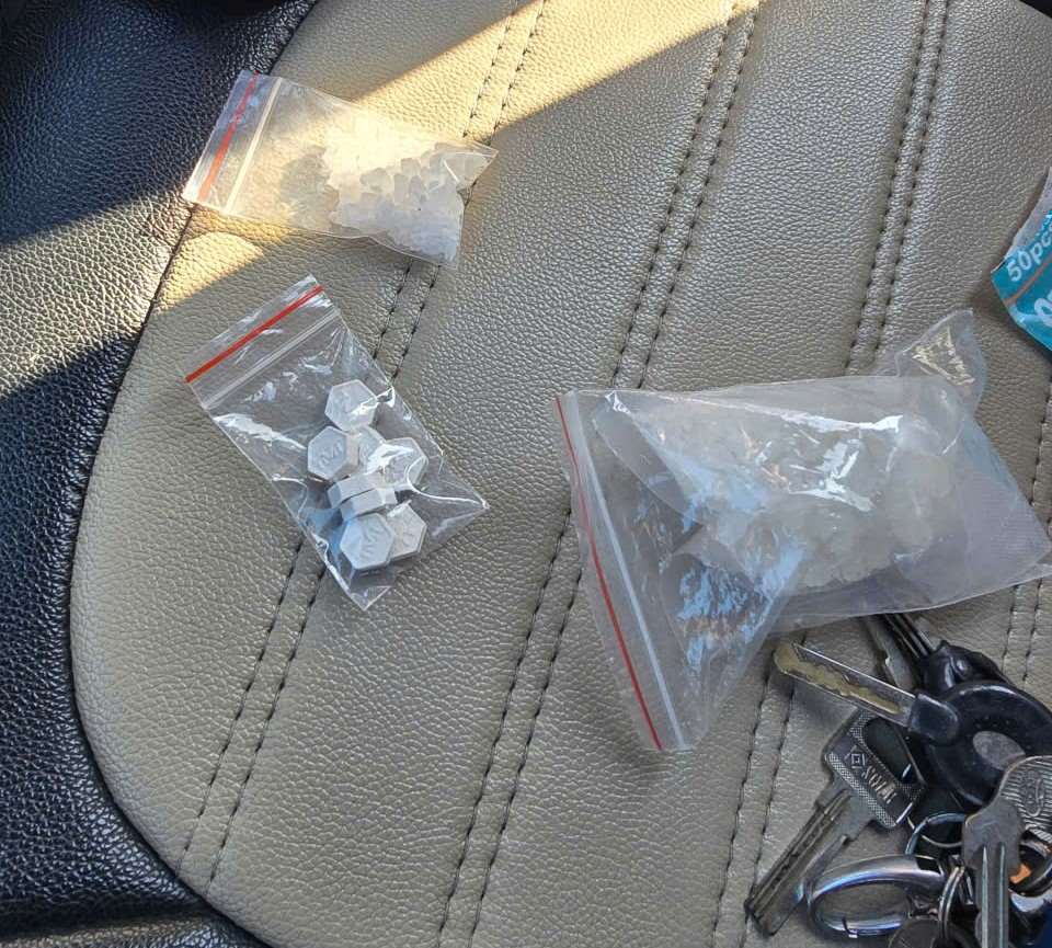 Ma túy thu giữ trên xe ô tô. Ảnh: Công an tỉnh Quảng Ninh