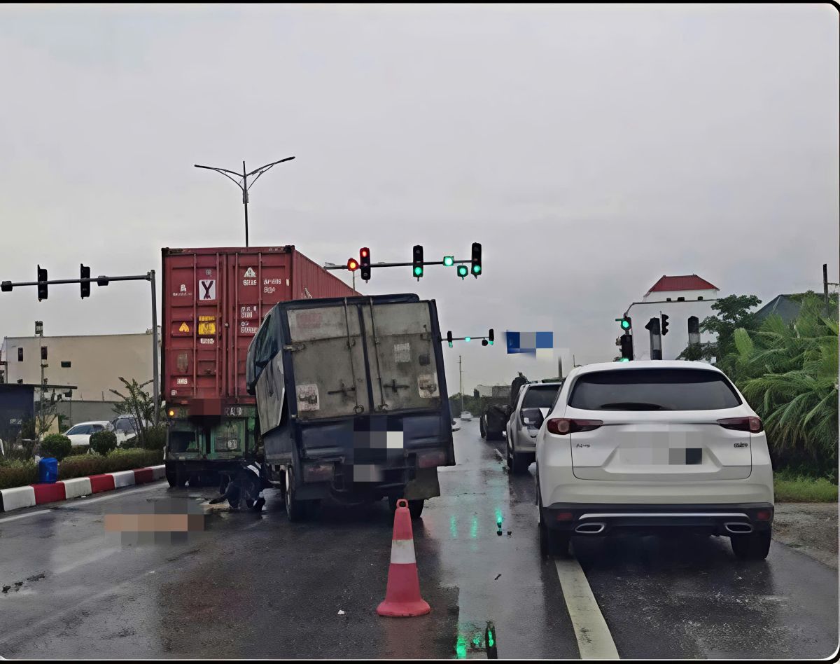 사고 현장. 사진: 하이퐁시 교통 안전 위원회