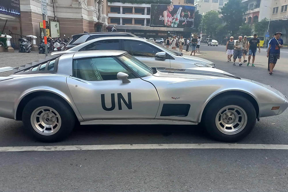 El raro Chevrolet Corvette C3 plateado en Vietnam pertenece a la coleccion del empresario Khanh Hoa. Foto: Huynh Tam