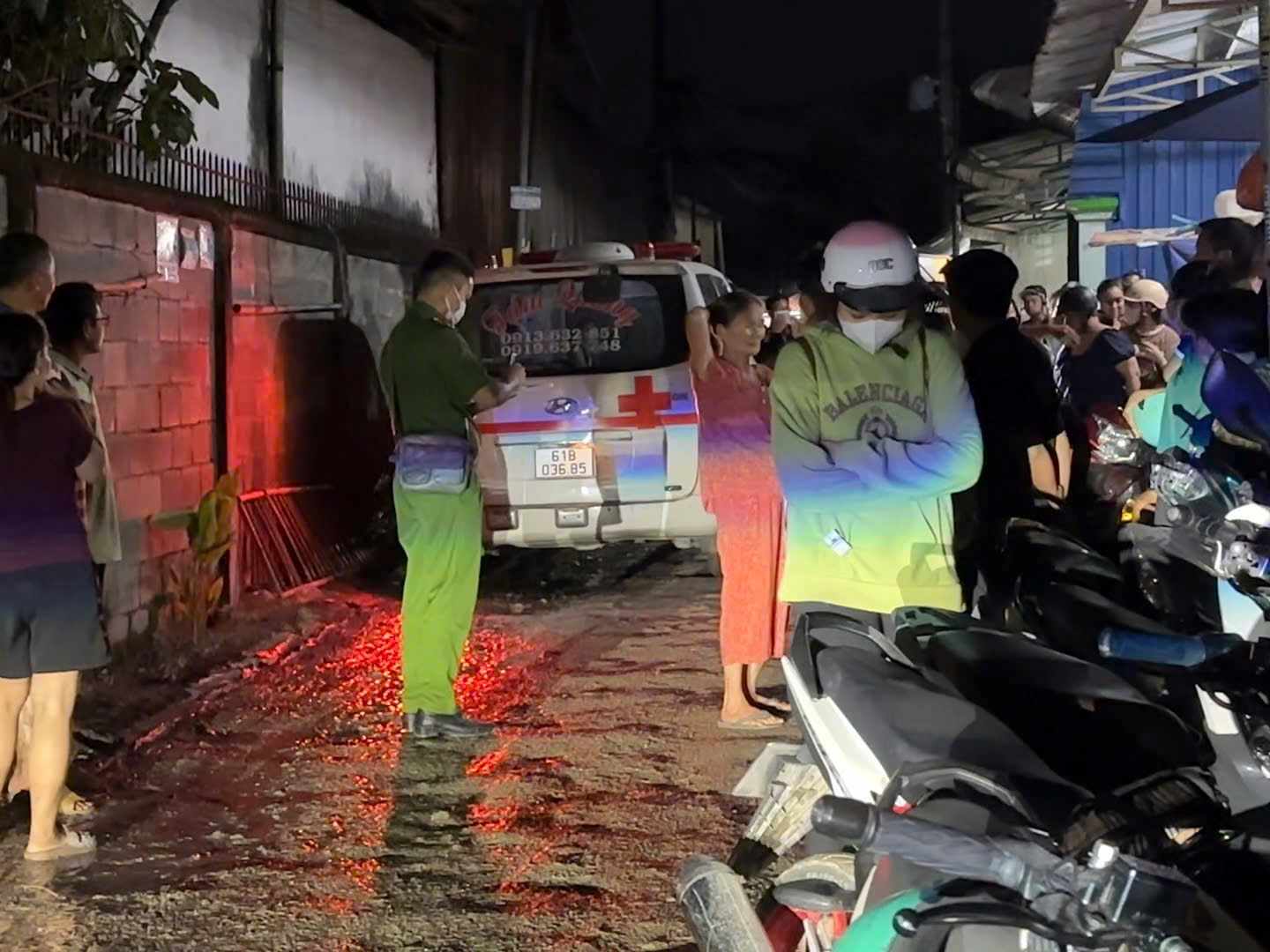 Khu vực hiện trường người đàn ông tử vong trong phòng trọ ở phường An Phú. Ảnh: Đình Trọng