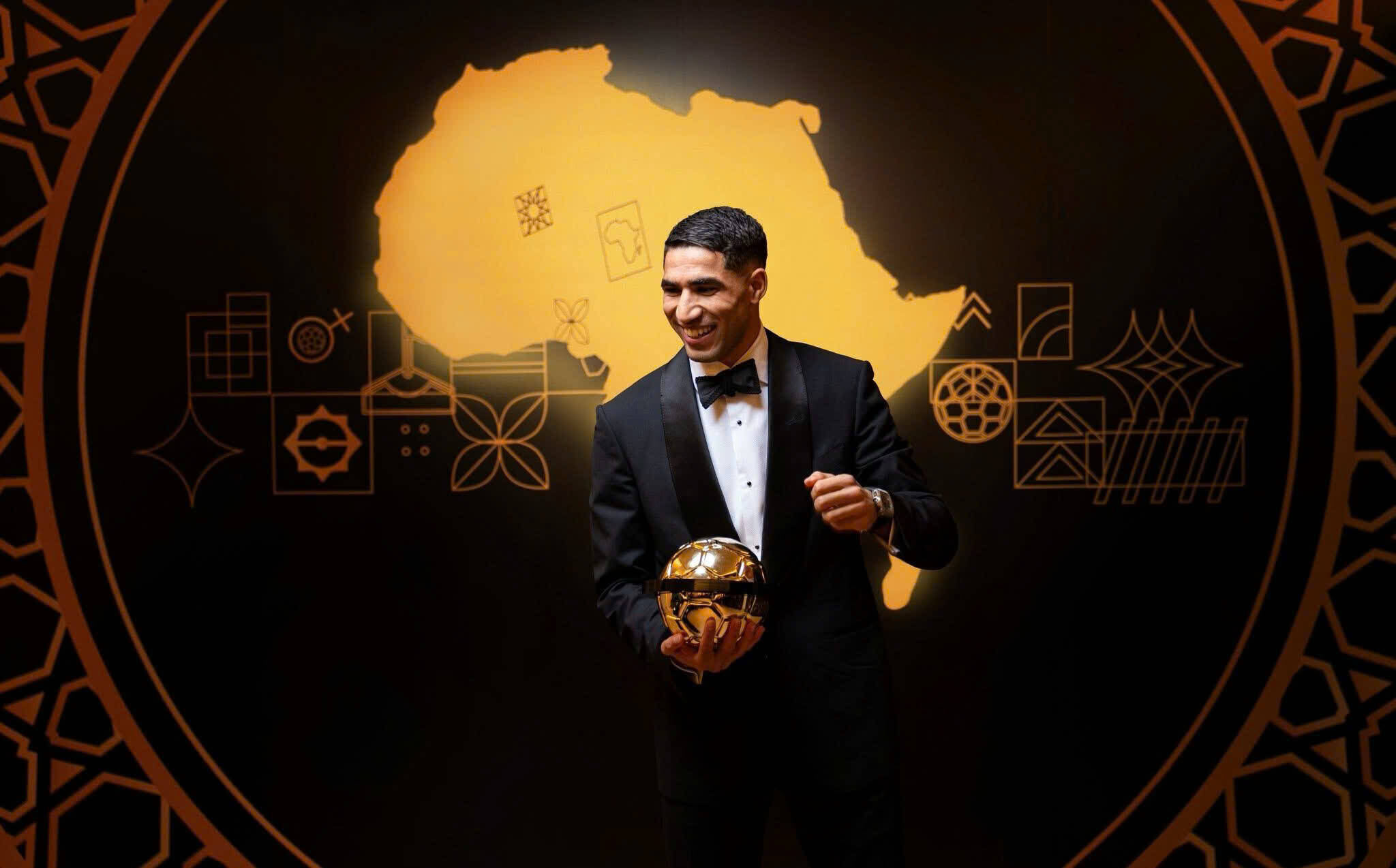 Achraf Hakimi became the first defender in history to win the African Golden Ball. Photo: CAF