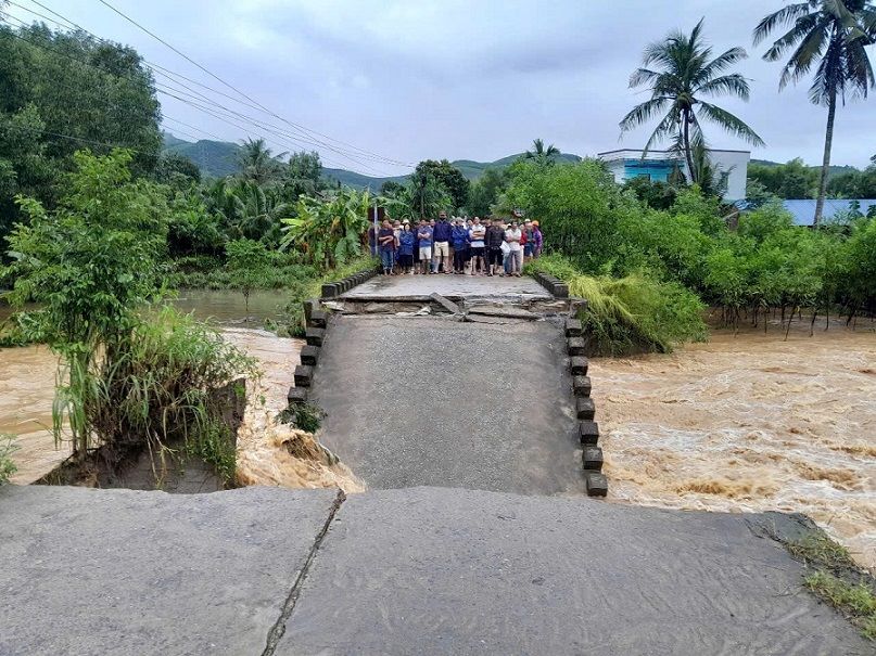 Cay Sung Bridge, Binh Minh Commune, Quang Ngai Province is 12m long and has a load capacity of 13 tons. Photo: Binh Minh Commune People's Committee