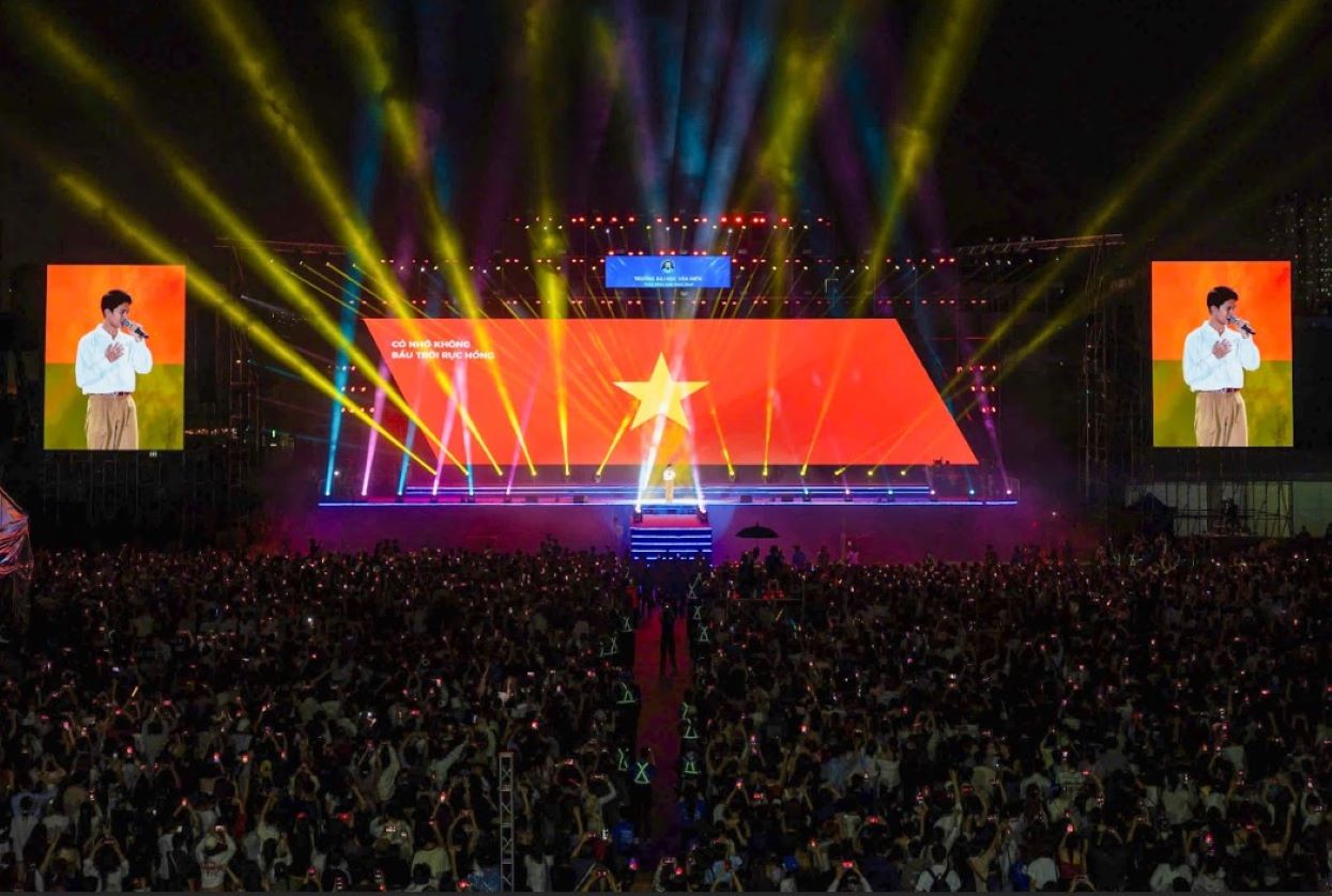 Toan canh dem Gala myU26, tro ve de dong hanh tai San van dong Quan 8