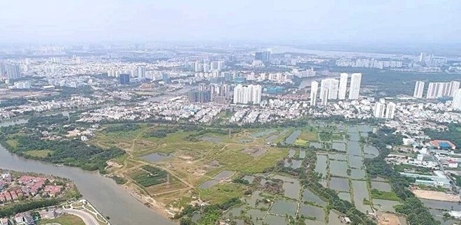 Quoc Cuong Gia Lai no luc xoay dong tien de lay lai du an Khu dan cu Bac Phuoc Kien. Anh: Duy Quang 