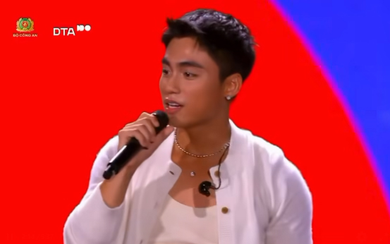 Mono shares about the principle of 3 "No" and 3 "Right" when receiving strange calls. Photo cut from video