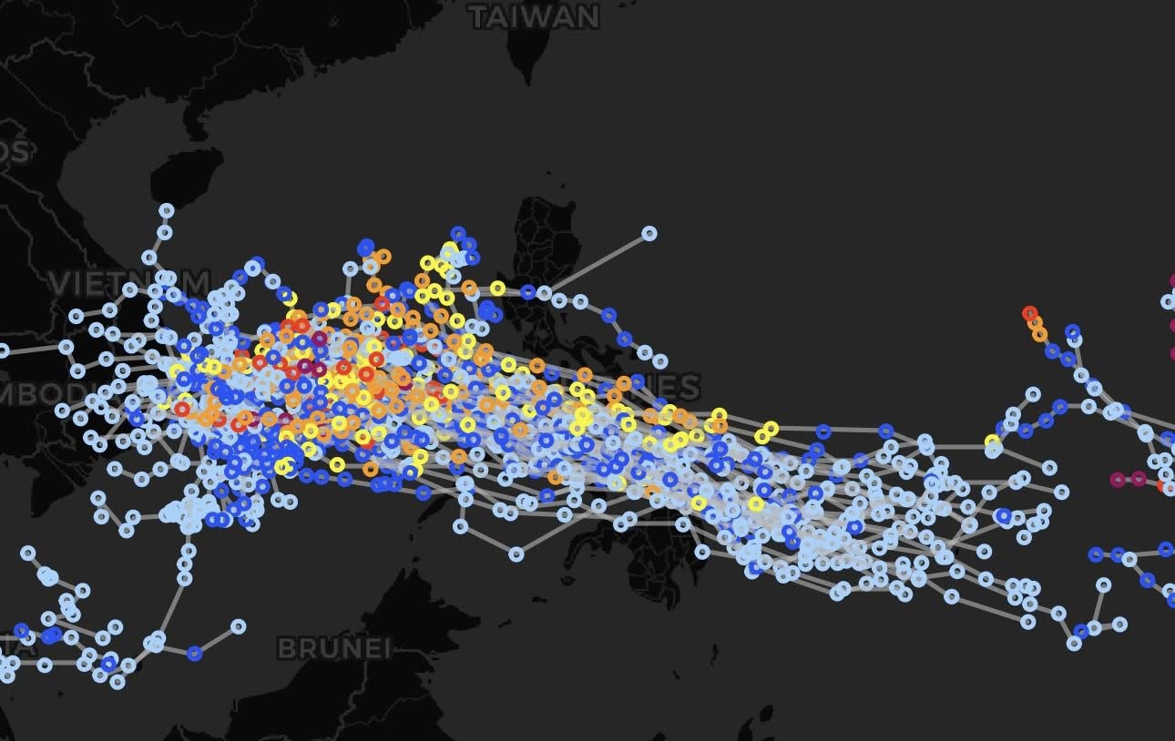 Du bao duong di cua con bao tiem nang gan Bien Dong. Anh: Philippine Weather System/Pacific Storm Update