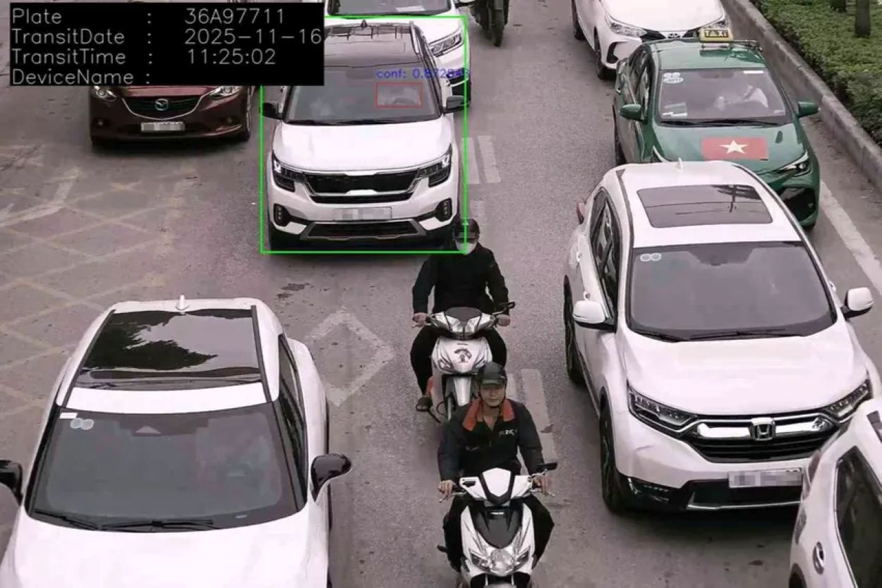 AI cameras detect many cases of not wearing seat belts while traveling. Photo: CATH