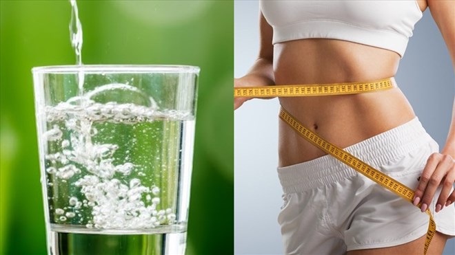 水は血行を維持し、肝臓の解毒をサポートするのに役立ちます。図:Thieu Phuong