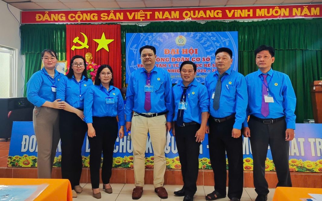 Executive Committee of the Trade Union of the Ke Sach Area Medical Center (Can Tho City), term 2025 - 2030. Photo: Thao Nhanh