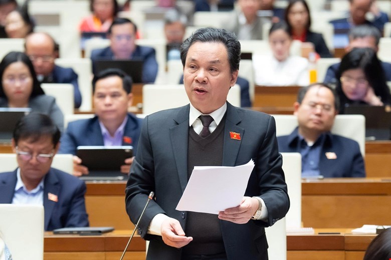 Dai bieu Hoang Van Cuong phat bieu. Anh: Quochoi.vn