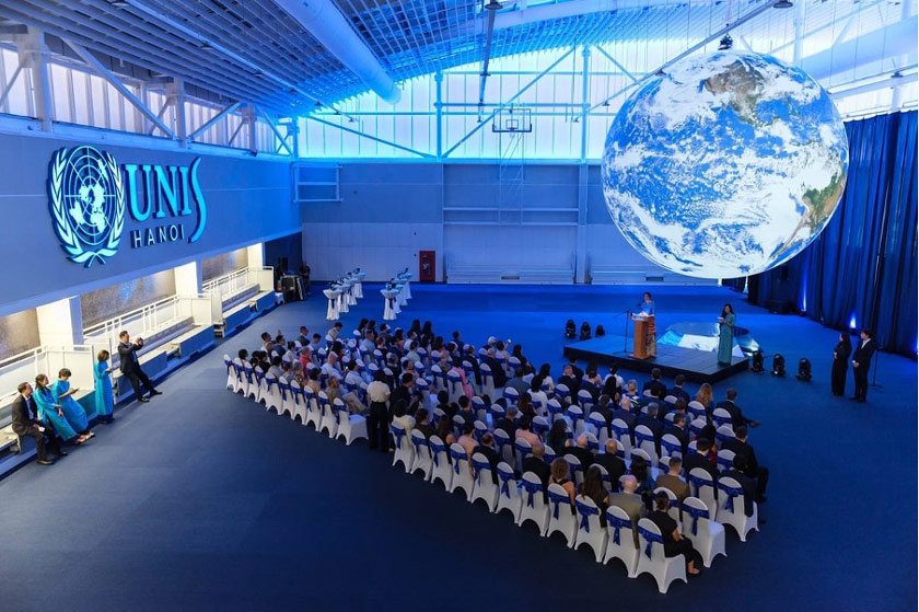 Mesa redonda 'Finanzas climaticas innovadoras: ESG y Mercado de Carbono.