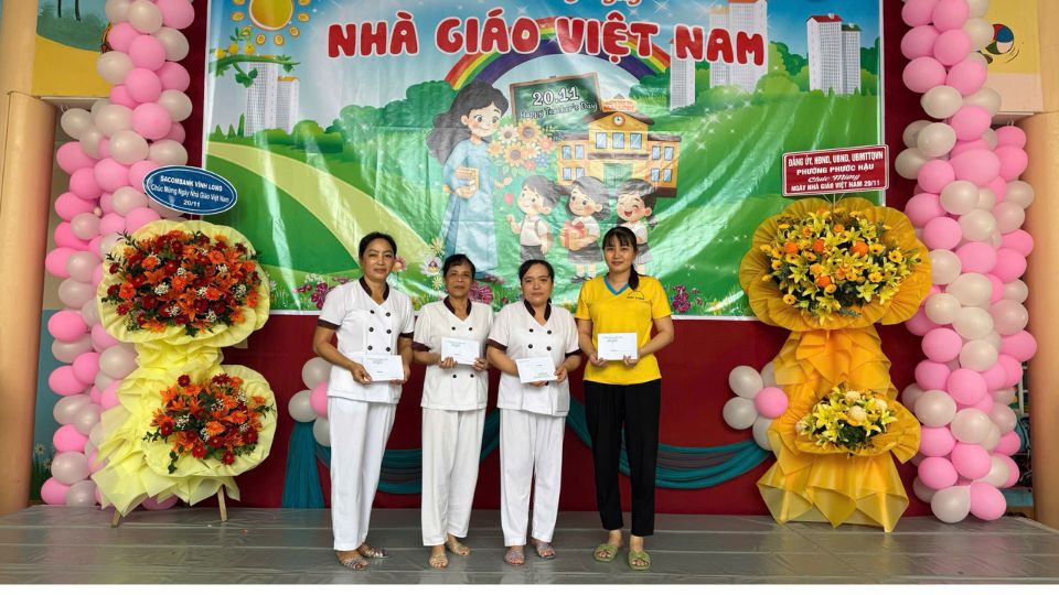 The activities of visiting and supporting union members in difficulty aims to give them more motivation to overcome difficulties. Photo: Vinh Long Provincial Federation of Labor