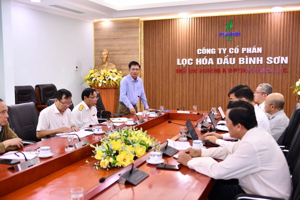 UBND tinh Quang Ngai lam viec voi BSR thuc day san xuat kinh doanh, tang thu ngan sach cho tinh. Anh: BSR