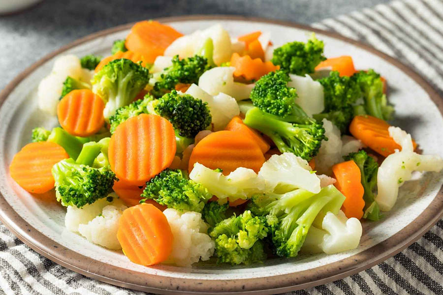 Reasons for eating too much protein also harm the kidneys