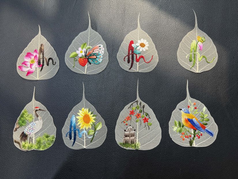 Cac tac pham theu tren la bo de cua nghe nhan Quan Thi Cuc. Anh: Nhan vat cung cap 