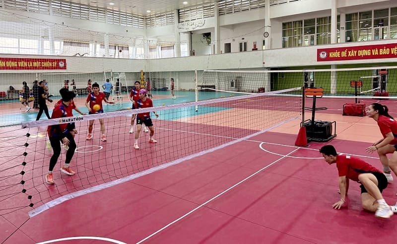 The Vietnamese cloud volleyball team is actively preparing professionally for the 33rd SEA Games. Photo: Hoai Viet
