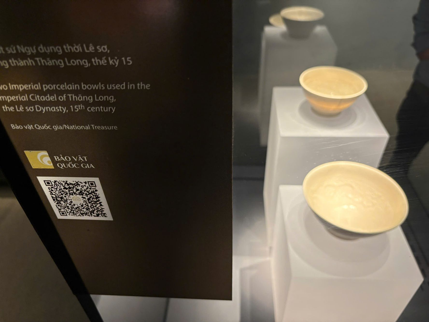 Cac bao vat trung bay o Hoang Thanh Thang Long. Anh: Thuy Huyen