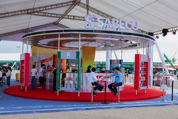 After Ok Om Bok, the 2025 Autumn Fair in Hanoi continues to create highlights for year-end cultural and community activities. Photo: SAB