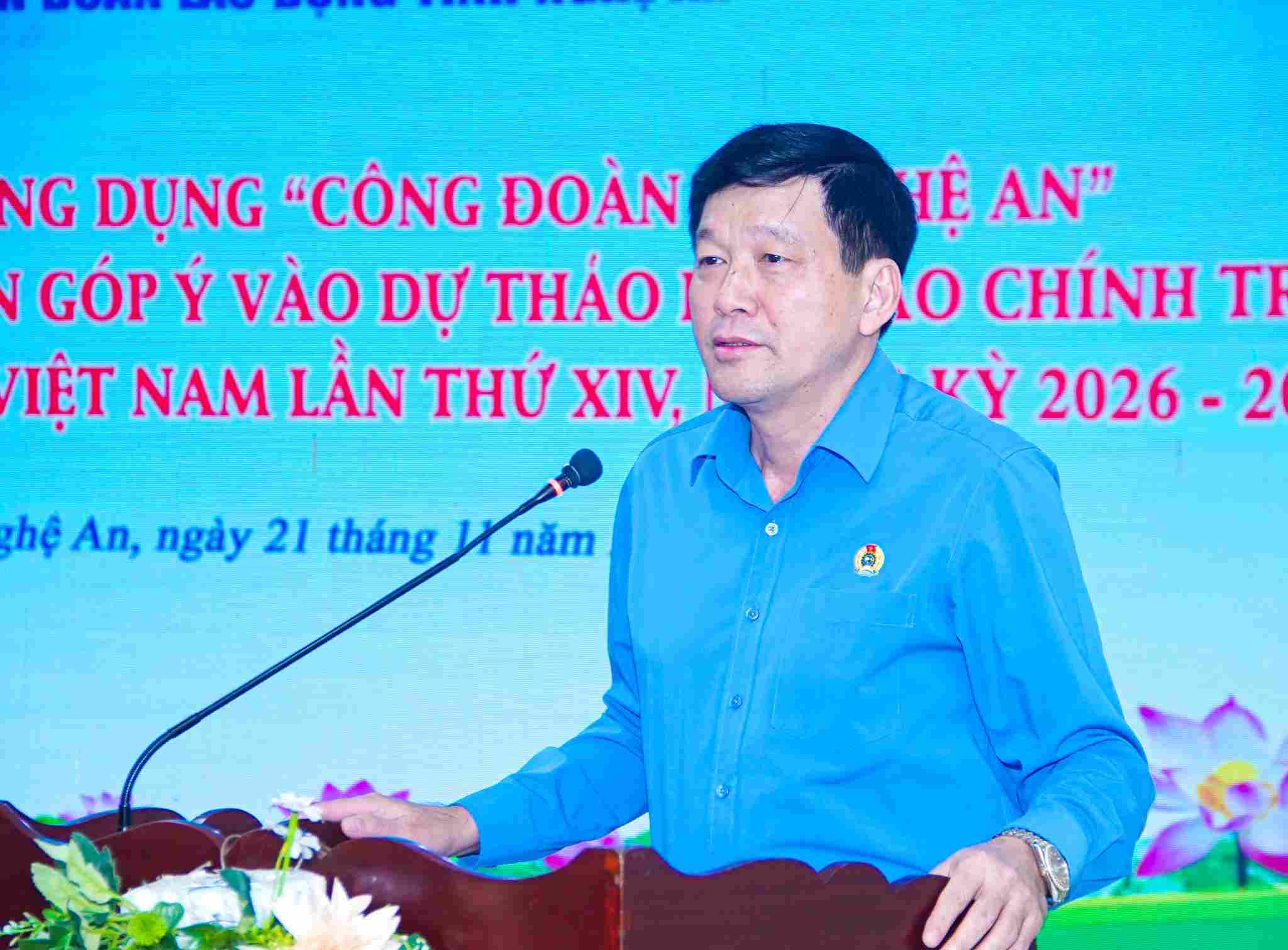 Ong Kha Van Tam - Chu tich LDLD tinh Nghe An phat bieu tai chuong trinh. Anh: Duy Chuong